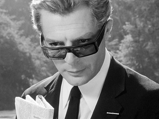Reading "Leggere il cinema con Fellini 8 e 1/2"